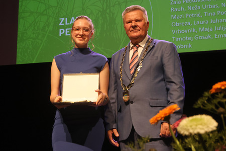 ZLATA PETICA 138 FOTO LJUBO VUKELIČ